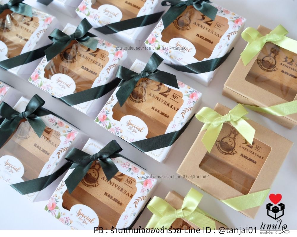 ที่ตั้งโทรศัพท์ไม้แท้ ของที่ระลึกงานงานกิจกรรมต่างๆ ของที่ระลึกครบรอบ ส่งรูปโลโก้ให้ทางร้านวาดให้ได้ ออกแบบฟรี