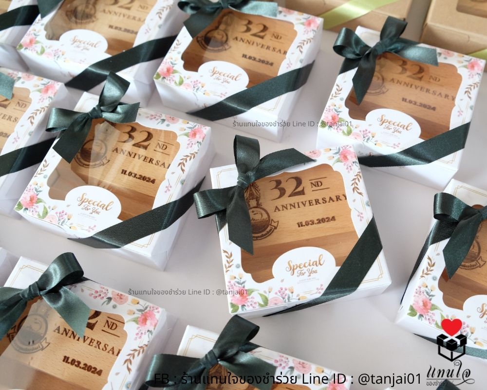 ที่ตั้งโทรศัพท์ไม้แท้ ของที่ระลึกงานงานกิจกรรมต่างๆ ของที่ระลึกครบรอบ ส่งรูปโลโก้ให้ทางร้านวาดให้ได้ ออกแบบฟรี